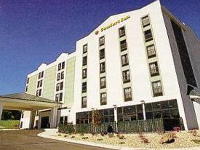 Hotel Baymont by Wyndham Omaha SW - Bild 1