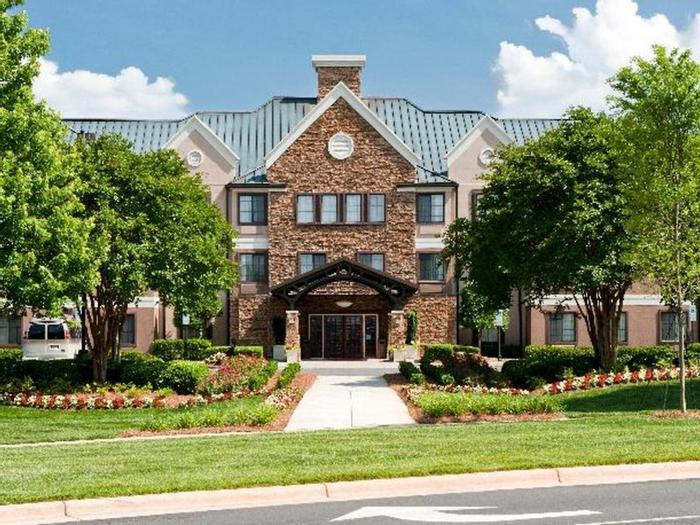 Hotel Embassy Suites by Hilton Charlotte Concord Golf Resort & Spa - Bild 1
