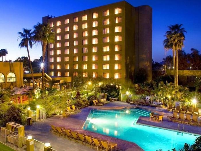 DoubleTree by Hilton Hotel Tucson–Reid Park - Bild 1