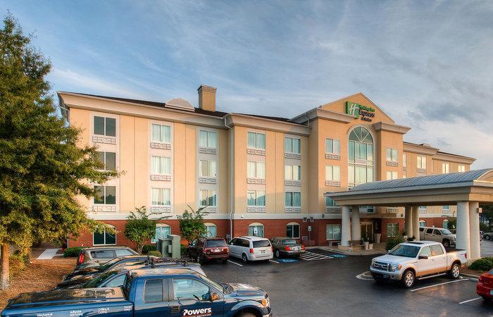 Holiday Inn Express Hotel & Suites Columbia-I-26 @ Harbison Boulevard - Bild 1