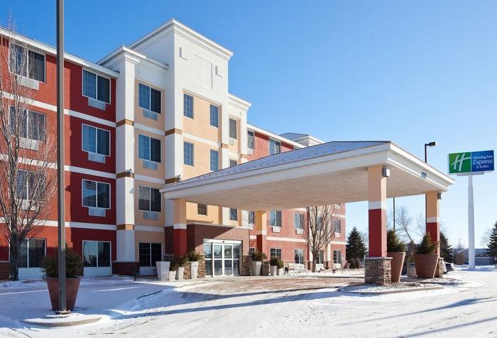 Hotel Holiday Inn Express & Suites St. Cloud - Bild 1