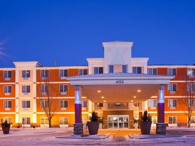 Hotel Holiday Inn Express & Suites St. Cloud - Bild 3