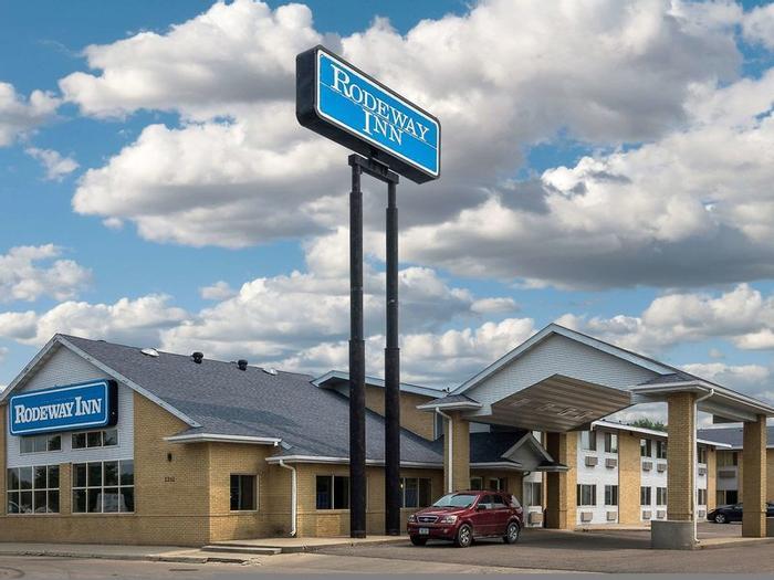 Rodeway Inn Fargo - Bild 1
