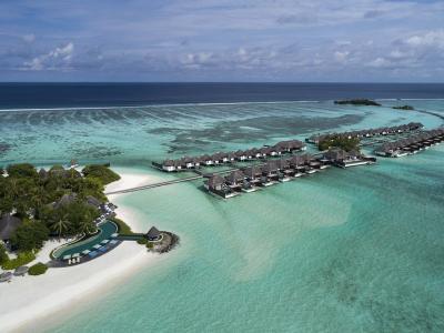 Hotel Four Seasons Resort Maldives at Kuda Huraa - Bild 4