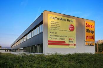 Stop'n Sleep Hotel - Bild 1