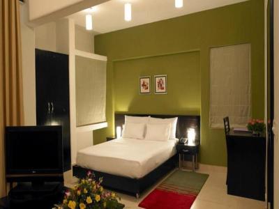 Hotel Royal Orchid Golden Suites - Bild 3