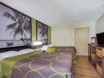 Hotel Super 8 by Wyndham Clearwater/US Hwy 19 N - Bild 5