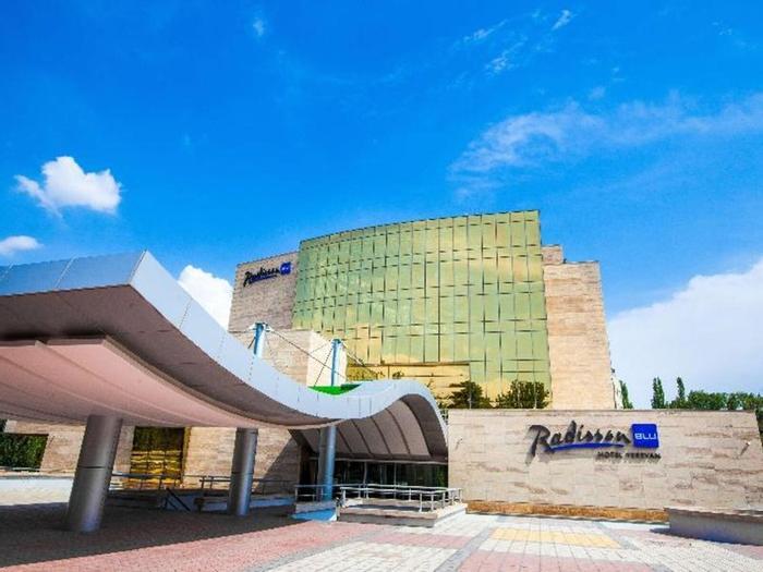 Radisson Blu Yerevan - Bild 1