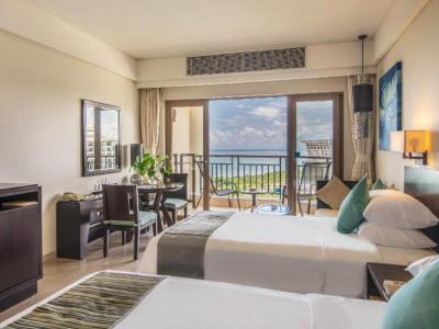 Hotel Howard Johnson by Wyndham Resort Sanya Bay - Bild 4