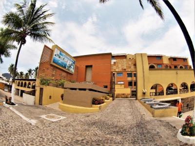 Hotel Marina Puerto Dorado - Bild 3