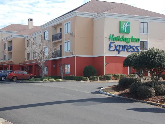 Holiday Inn Express Tifton - Bild 1