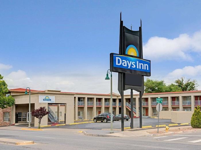 Hotel Days Inn by Wyndham Albuquerque Downtown - Bild 1
