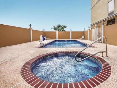 Hotel La Quinta Inn & Suites by Wyndham Mercedes - Bild 5