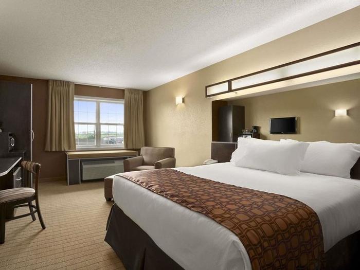 Hotel Microtel Inn & Suites by Wyndham Mineral Wells/Parkersburg - Bild 1