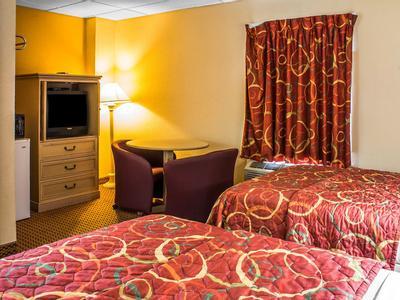 Hotel Econo Lodge  Inn & Suites - Bild 3
