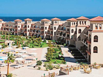 Hotel Pensée Royal Garden Beach Resort - Bild 2