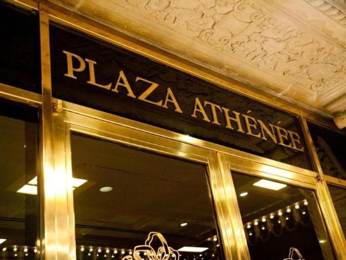 Hotel Plaza Athenee - Bild 1