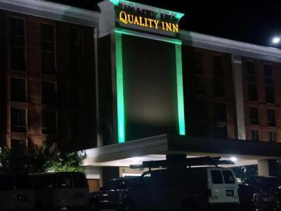 Hotel Quality Inn West End - Bild 4