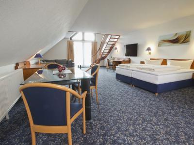 Alpina Lodge Hotel