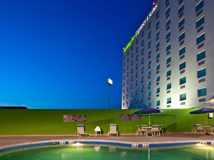 Holiday Inn Express Hotel & Suites Monterrey Aeropuerto - Bild 1