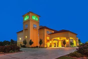 Hotel La Quinta Inn & Suites by Wyndham Sulphur Springs - Bild 4
