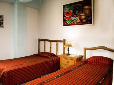 Hotel Eco Suites Uxlabil Guatemala City - Bild 5