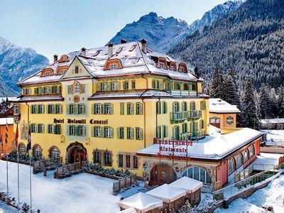 Schloß Hotel & Club Dolomiti Historic