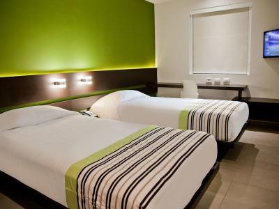 Hotel City Express Junior by Marriott Cancun - Bild 5