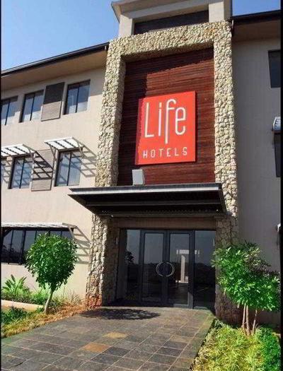 Life Hotel Ballito - Bild 1