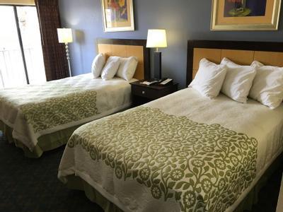 Hotel Days Inn & Suites by Wyndham Tampa near Ybor City - Bild 5