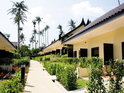 all seasons Naiharn Phuket Hotel - Bild 3