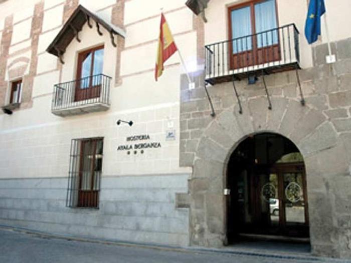 Hotel Cetina Palacio Ayala Berganza - Bild 1