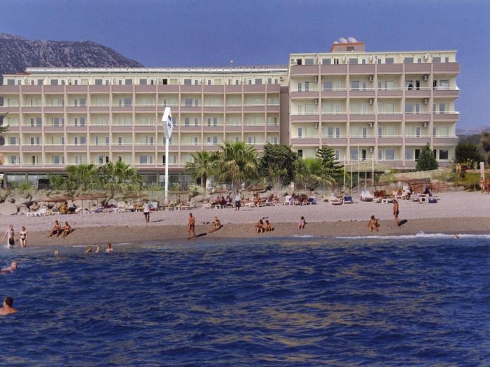Royal Ideal Beach Hotel - Bild 1