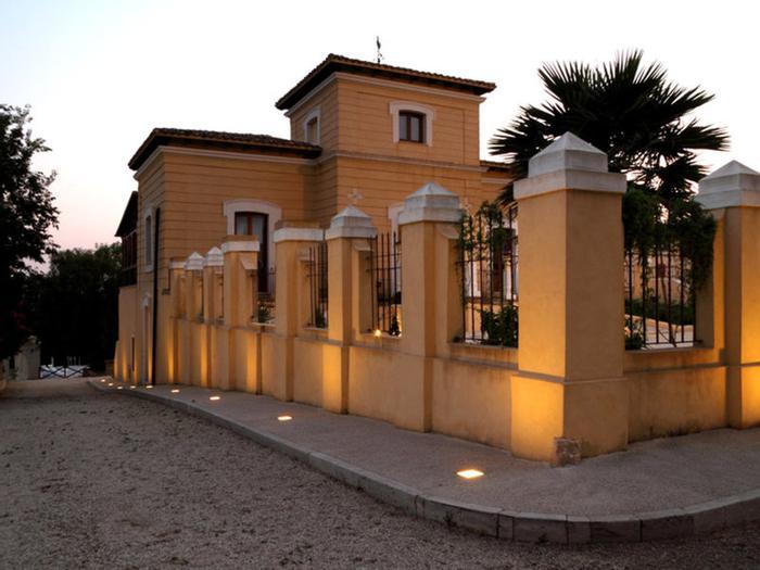 Hotel Villa Calandrino - Bild 1