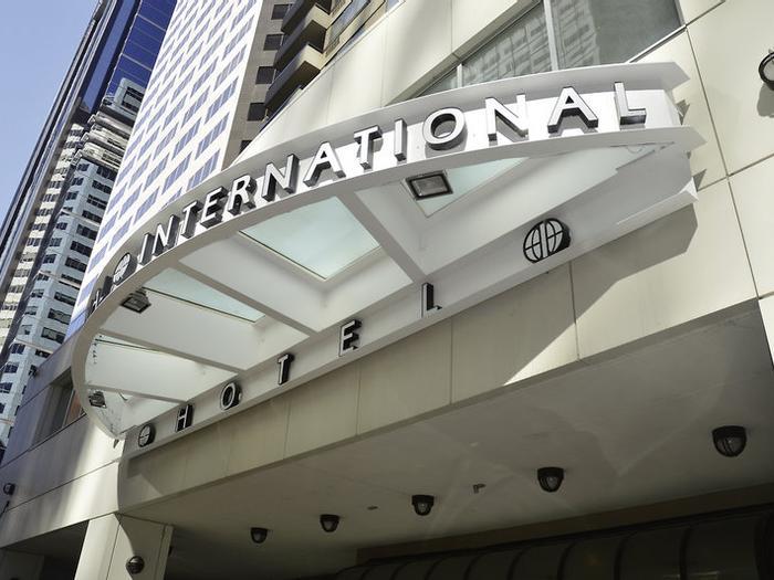 International Hotel Calgary - Bild 1