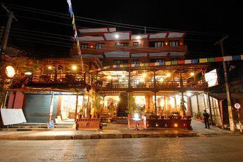 Hotel Landmark Pokhara - Bild 1