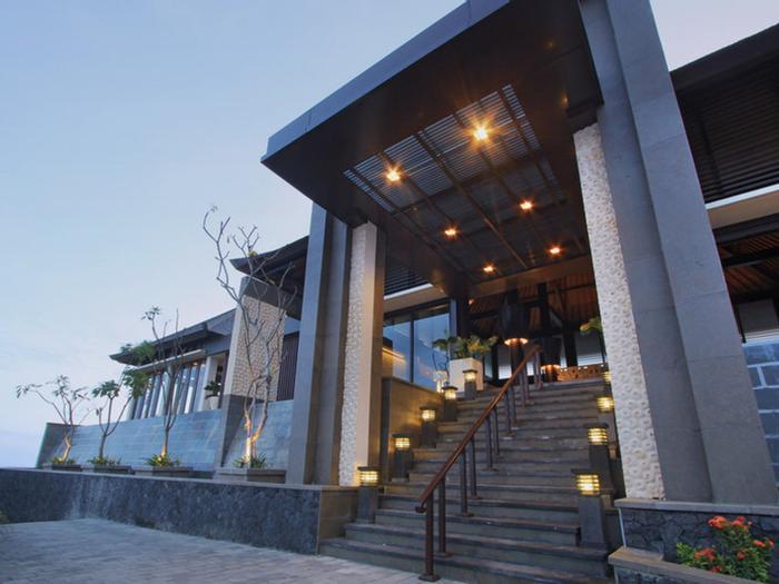 Hotel Ulu Segara Luxury Suites & Villas - Bild 1