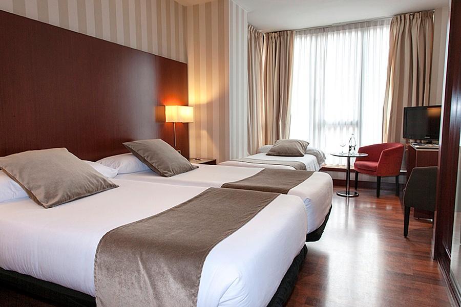 Hotel Zenit Borrell - Bild 1
