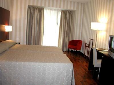 Hotel Zenit Murcia - Bild 4