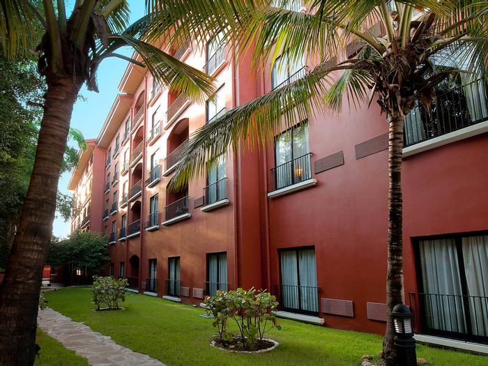 Hotel Courtyard Santo Domingo - Bild 1