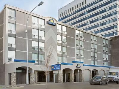 Hotel Days Inn by Wyndham Edmonton Downtown - Bild 2