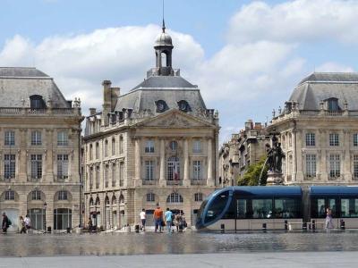 Appart-Hotel Mer & Golf City Bordeaux Bassins A Flot - Bild 2