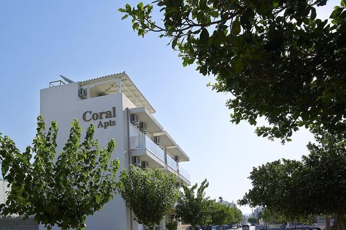 Hotel Coral Apartments - Bild 1