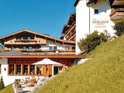 Hotel Berghof Crystal Spa & Sports - Bild 2