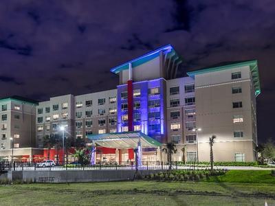 Hotel Holiday Inn Express & Suites Orlando At Seaworld - Bild 5