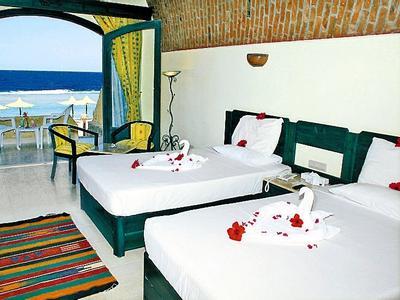 Hotel Carnelia Beach Resort - Bild 2