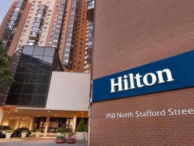 Hotel Hilton Arlington - Bild 4