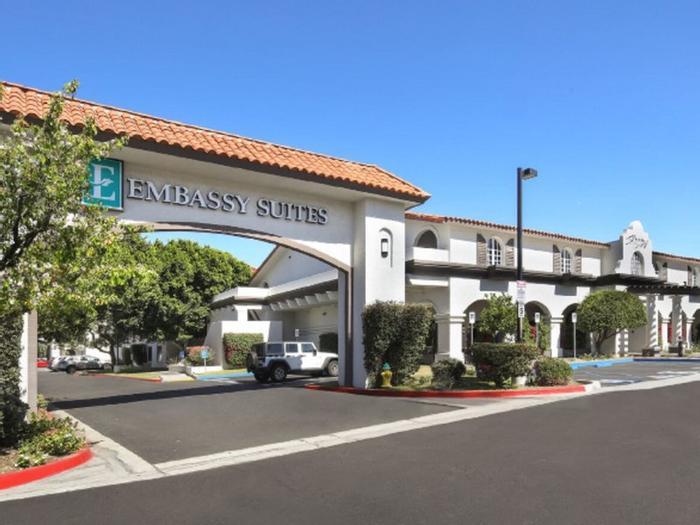 Hotel Embassy Suites by Hilton Palm Desert - Bild 1