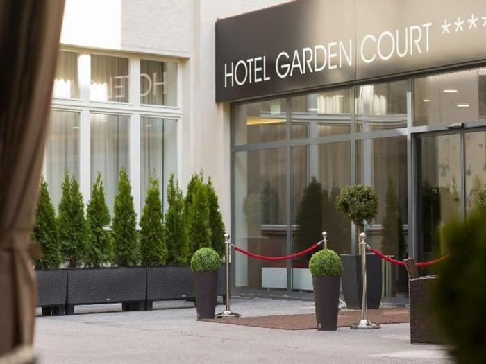Hotel Garden Court - Bild 1