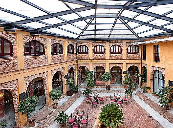 Hotel Alcazar De La Reina - Bild 1